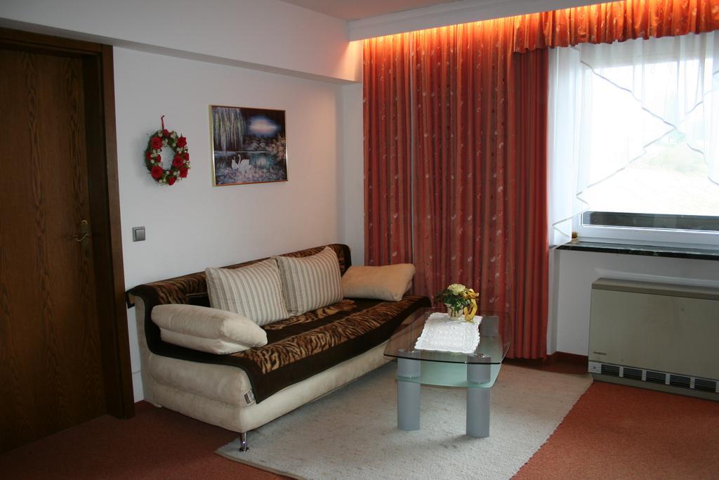 Ferienhaus Marianne 압티나우 외부 사진